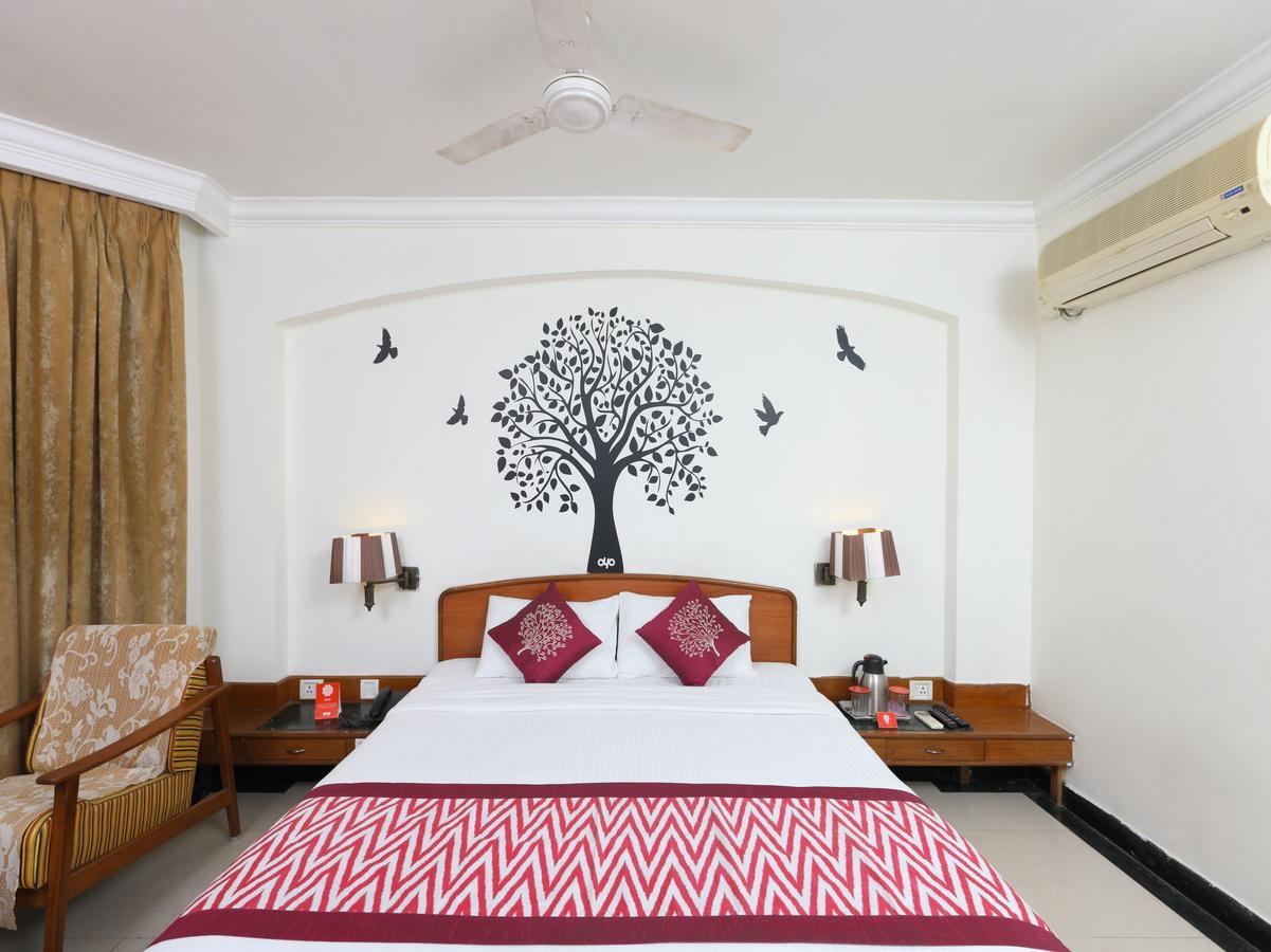 Oyo 1081 Hotel Sindhu International Tirupati Zewnętrze zdjęcie