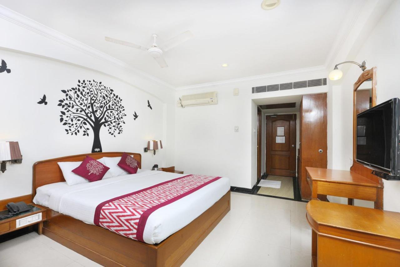 Oyo 1081 Hotel Sindhu International Tirupati Zewnętrze zdjęcie