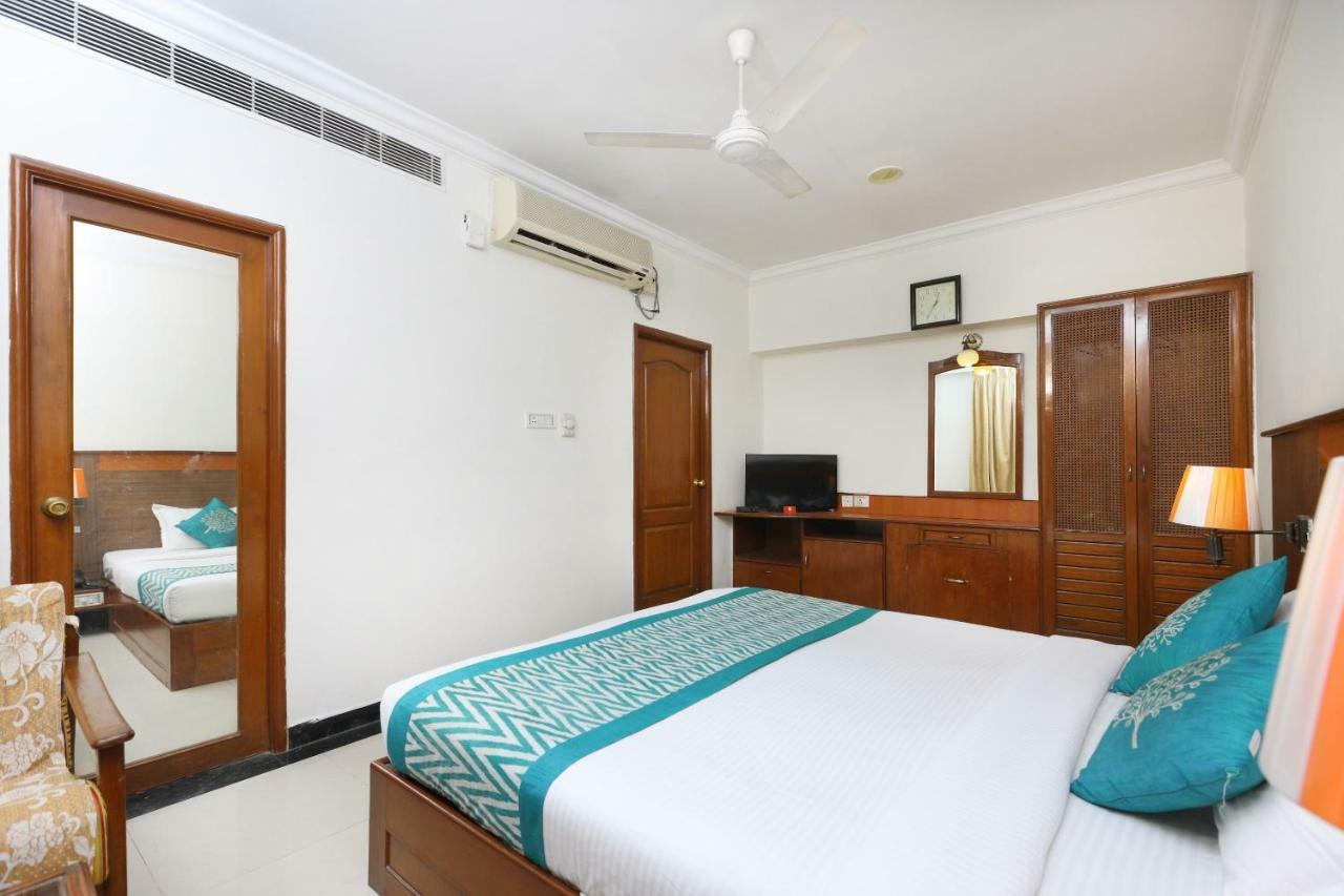 Oyo 1081 Hotel Sindhu International Tirupati Zewnętrze zdjęcie